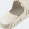 Adidas Slippers Slides White -Adidas Verkoopwinkel 4100a34fa05b2dbe9b19f600a737f56f