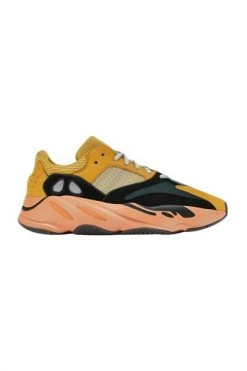 Adidas YEEZY BOOST 700 SNEAKERS Yellow -Adidas Verkoopwinkel 841ce2775fe1cfc8f2ab34d9a5cb44c7