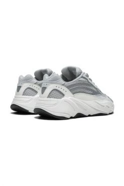 Adidas Sneakers Yeezy 700 V2 Gray 9 Adidas Sneakers Yeezy 700 V2 Gray -Adidas Verkoopwinkel b9a5c3772e905a0417f6ce5eac05a792