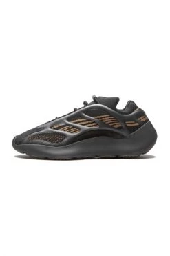 Adidas Yeezy 700 V3 Sneakers Brown