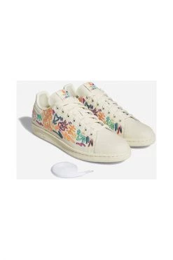 Adidas Stan Smith Pride Sneakers Beige -Adidas Verkoopwinkel c4d8fca5558a4ba0512bf66c481a4593