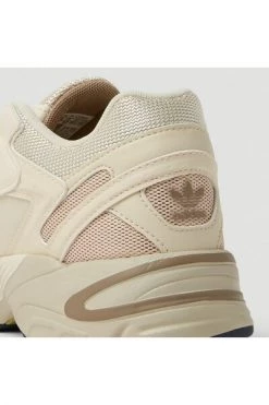 Adidas Astir Sneakers Beige 11 Adidas Astir Sneakers Beige -Adidas Verkoopwinkel fb2edfcf1daf112819a3eebac3137007